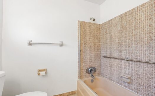 2920 Crosley Drive E #F, West Palm Beach, FL 33415 (MLS # NS1083951)