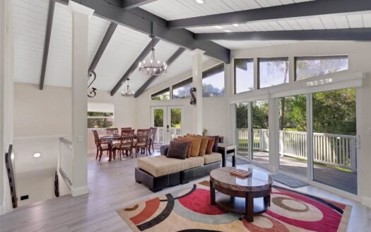 13705 43rd Road N, West Palm Beach, FL 33411 (MLS # O6263185)