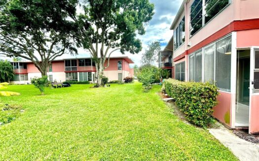 24 Golfs Edge #A, West Palm Beach, FL 33417 (MLS # O6272841)