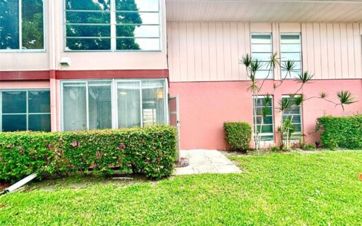 24 Golfs Edge #A, West Palm Beach, FL 33417 (MLS # O6272841)